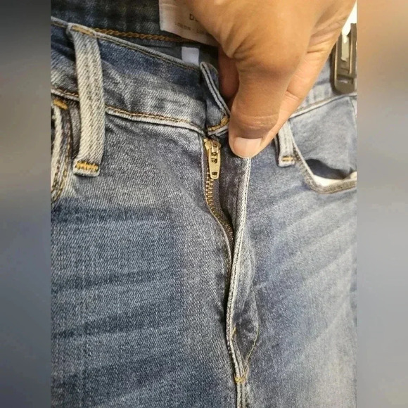 FRAME Distressed Le High Skinny Raw Hem Jeans(25) - Picture 6 of 10